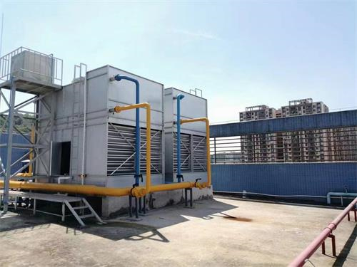閉式冷卻塔填料拆換留意什么(山東密閉式冷卻塔更換
